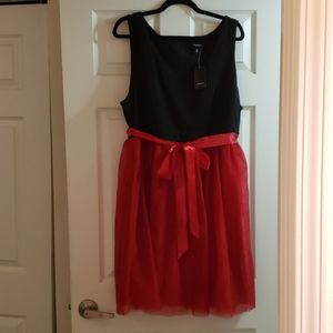 NWT Gorgeous new red and black Torrid dress